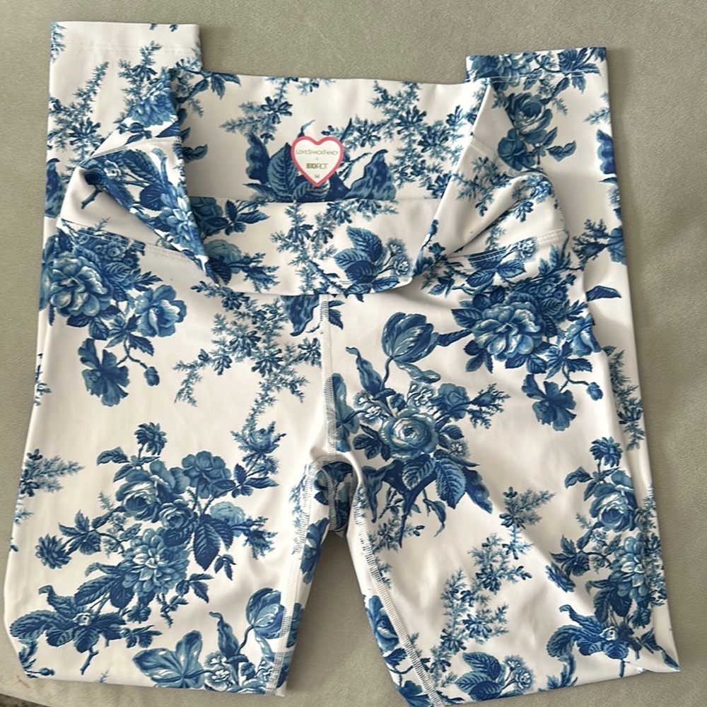 LoveShackFancy x Beach Riot - Blue Floral Leggings